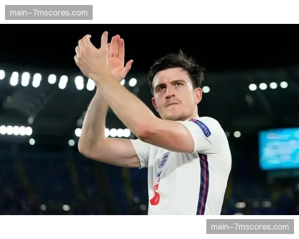 深度调查:法甲“黑店”球队如何通过数据模型批量培养攻守兼备的年轻后卫 深度调查:法甲“黑店”球队如何通过数据模型批量培养攻守兼备的年轻后卫