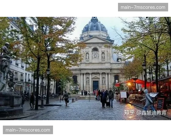 索邦大学开设体育管理新课程,聚焦足球比赛中的实时数据分析 索邦大学开设体育管理新课程,聚焦足球比赛中的实时数据分析